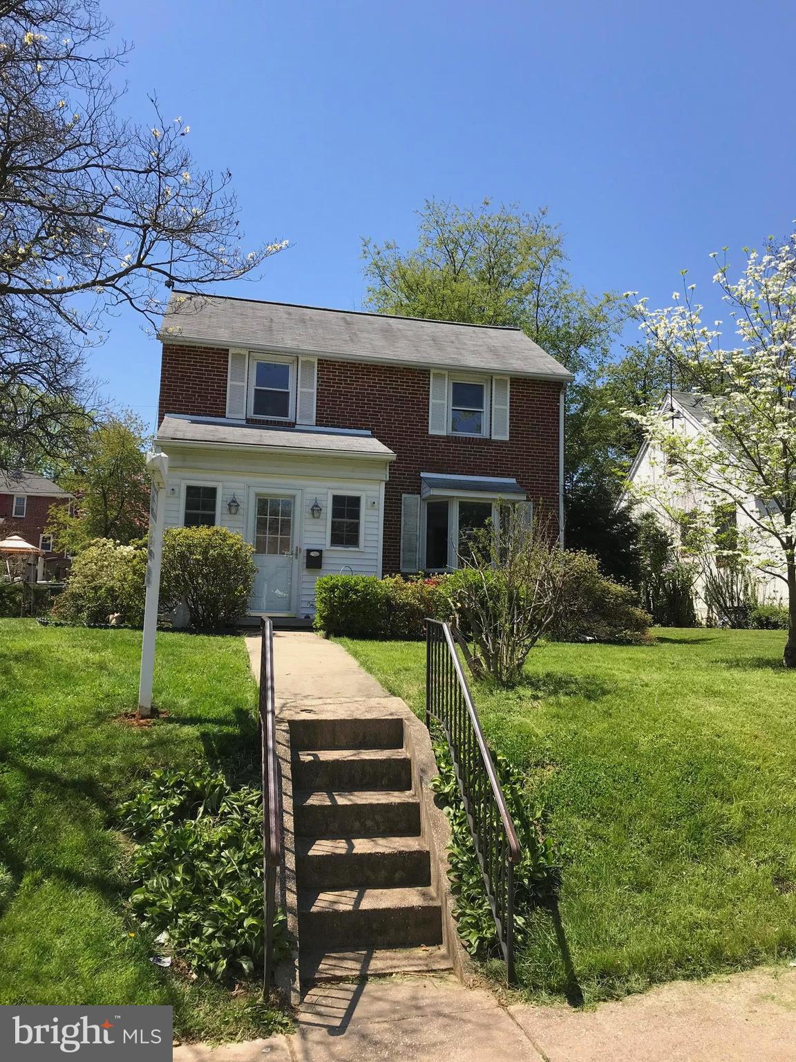 702 Devonshire Road Baltimore, MD 21229 - Photo 1 of 24 Exterior (Front)