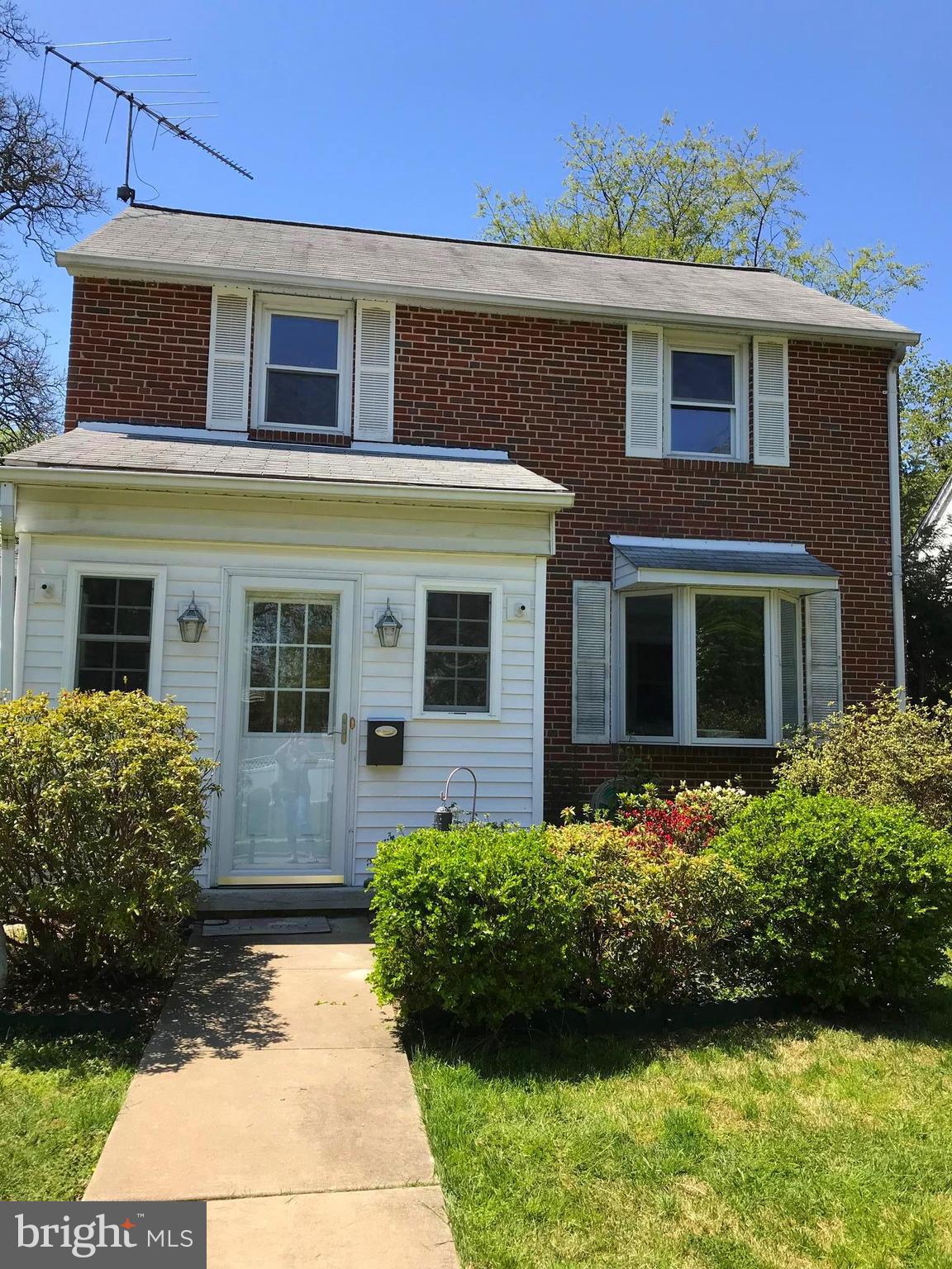 702 Devonshire Road Baltimore, MD 21229 - Photo 2 of 24 Exterior (Front)