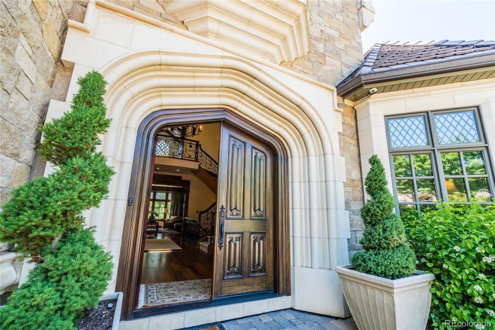 23 Covington Drive Cherry Hills Village, CO 80113 - Photo 2 of 35