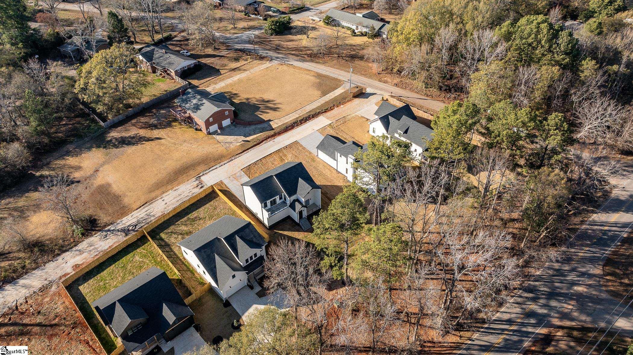 319 Hunts Bridge Road Greenville, SC 29617 - Photo 35 of 37