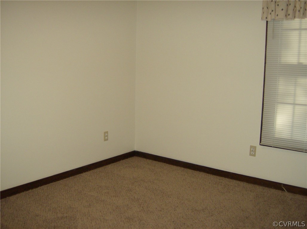 15900 Tri Gate Road Chester, VA 23831 - Photo 11 of 22