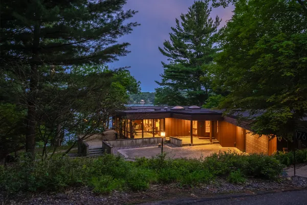 $2,200,000 | 1780 138th Avenue, St. Croix Falls, WI 54024