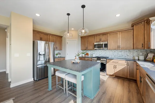 $704,600 | 15053 Ardmullivan Lane, Rosemount, MN 55068