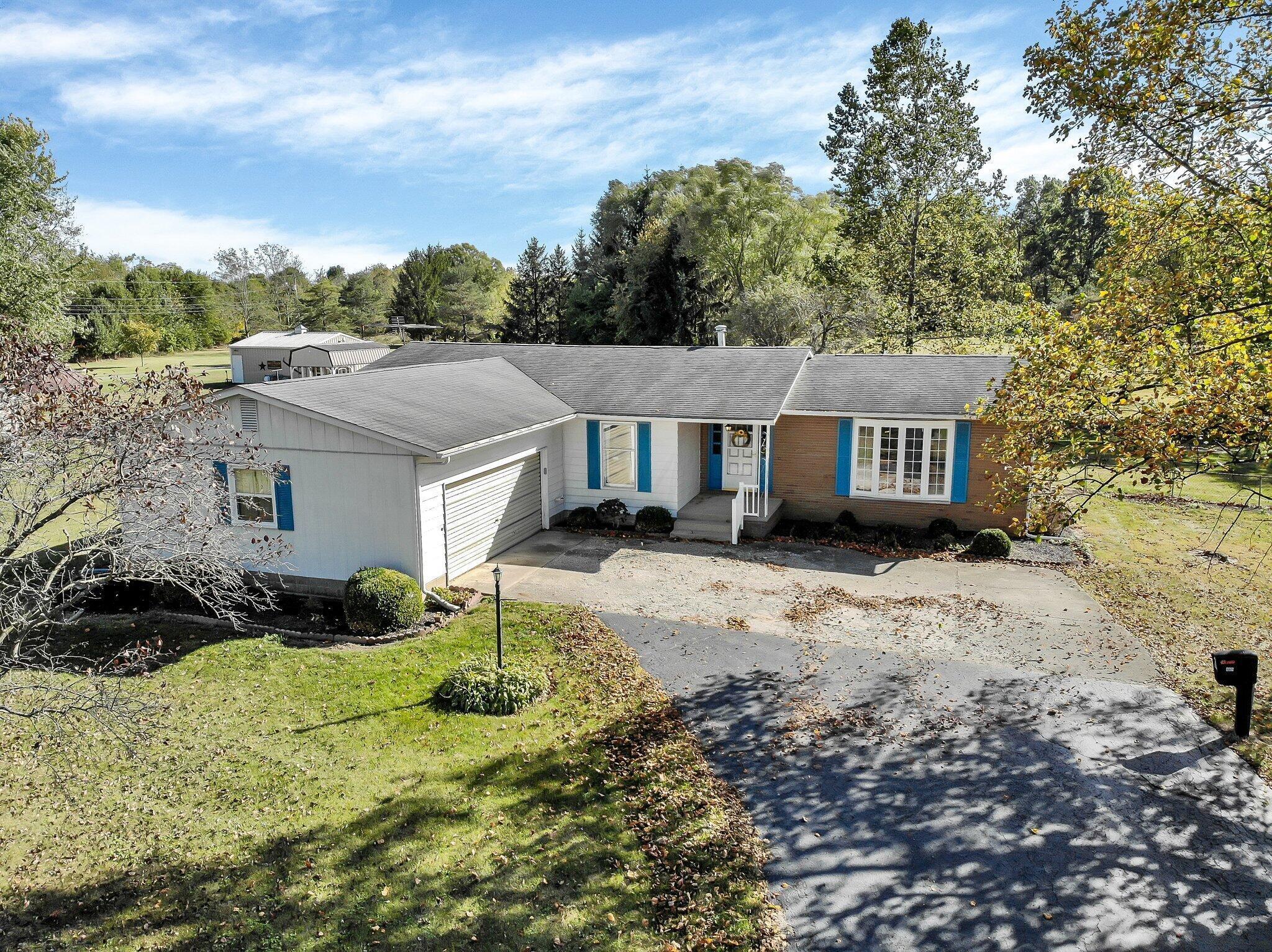 869 Dunkle Road Circleville, OH 43113 - Photo 5 of 42 28-web-or-mls-DJI_0931