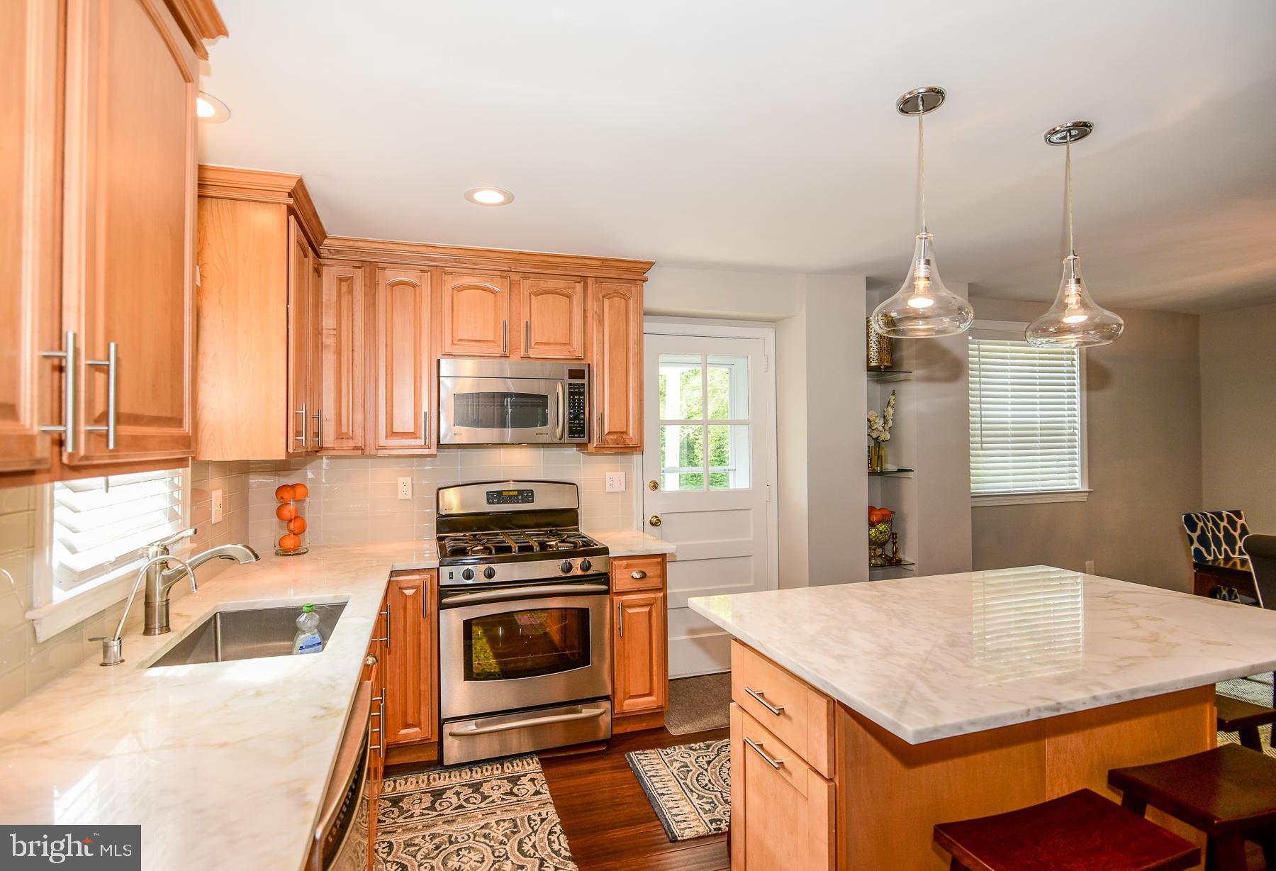 523 Andrew Road Springfield, PA 19064 - Photo 7 of 47