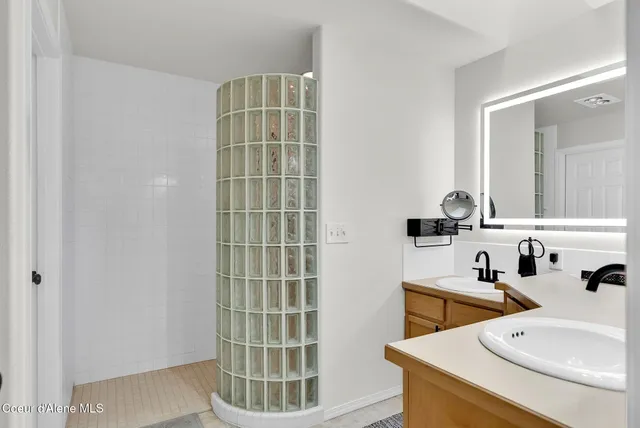 $999,000 | 5775 North Colfax Street, Dalton Gardens, ID 83815