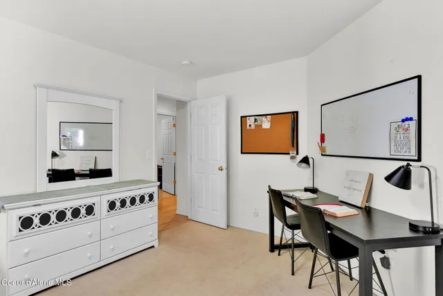 $999,000 | 5775 North Colfax Street, Dalton Gardens, ID 83815