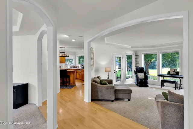 $999,000 | 5775 North Colfax Street, Dalton Gardens, ID 83815