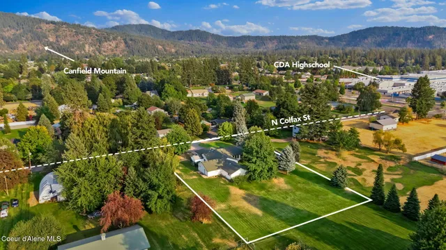 $999,000 | 5775 North Colfax Street, Dalton Gardens, ID 83815