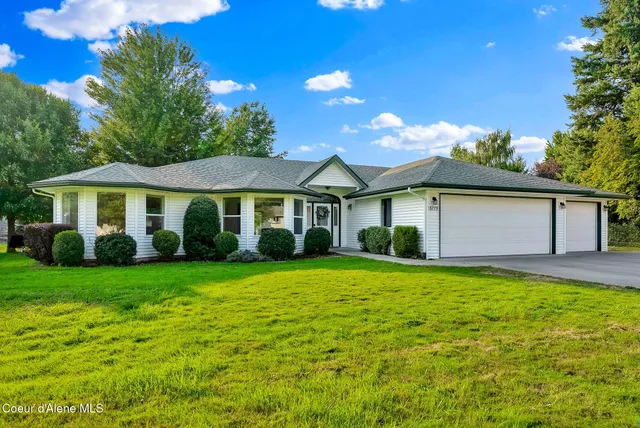 $999,000 | 5775 North Colfax Street, Dalton Gardens, ID 83815