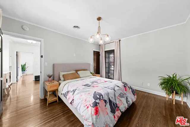 $1,990,000 | 6626 Cahuenga Terrace, Los Angeles, CA 90068