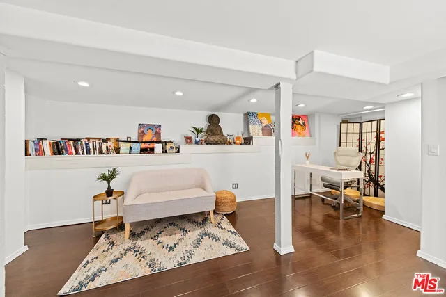 $1,990,000 | 6626 Cahuenga Terrace, Los Angeles, CA 90068