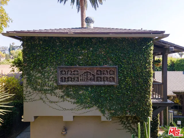 $1,990,000 | 6626 Cahuenga Terrace, Los Angeles, CA 90068
