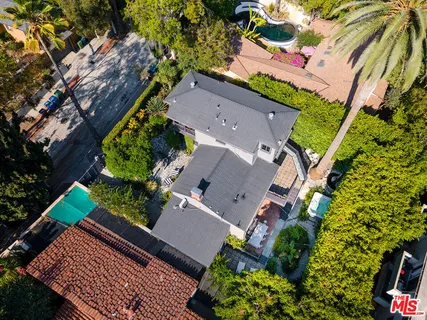 $1,850,000 | 6626 Cahuenga Terrace, Los Angeles, CA 90068