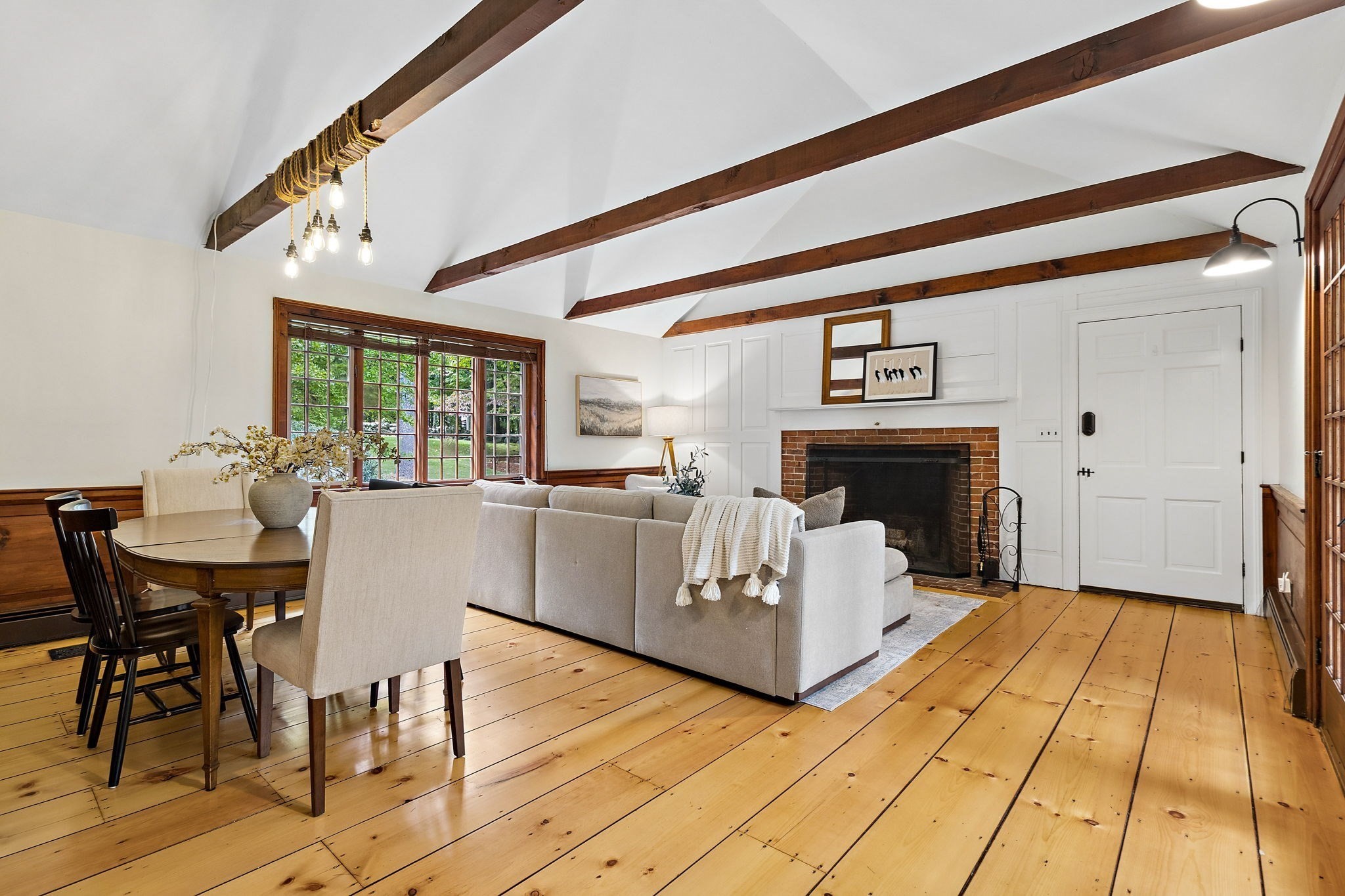 35 Bare Hill Road Bolton, MA 01740 - Photo 4 of 36 Gallery Image 4