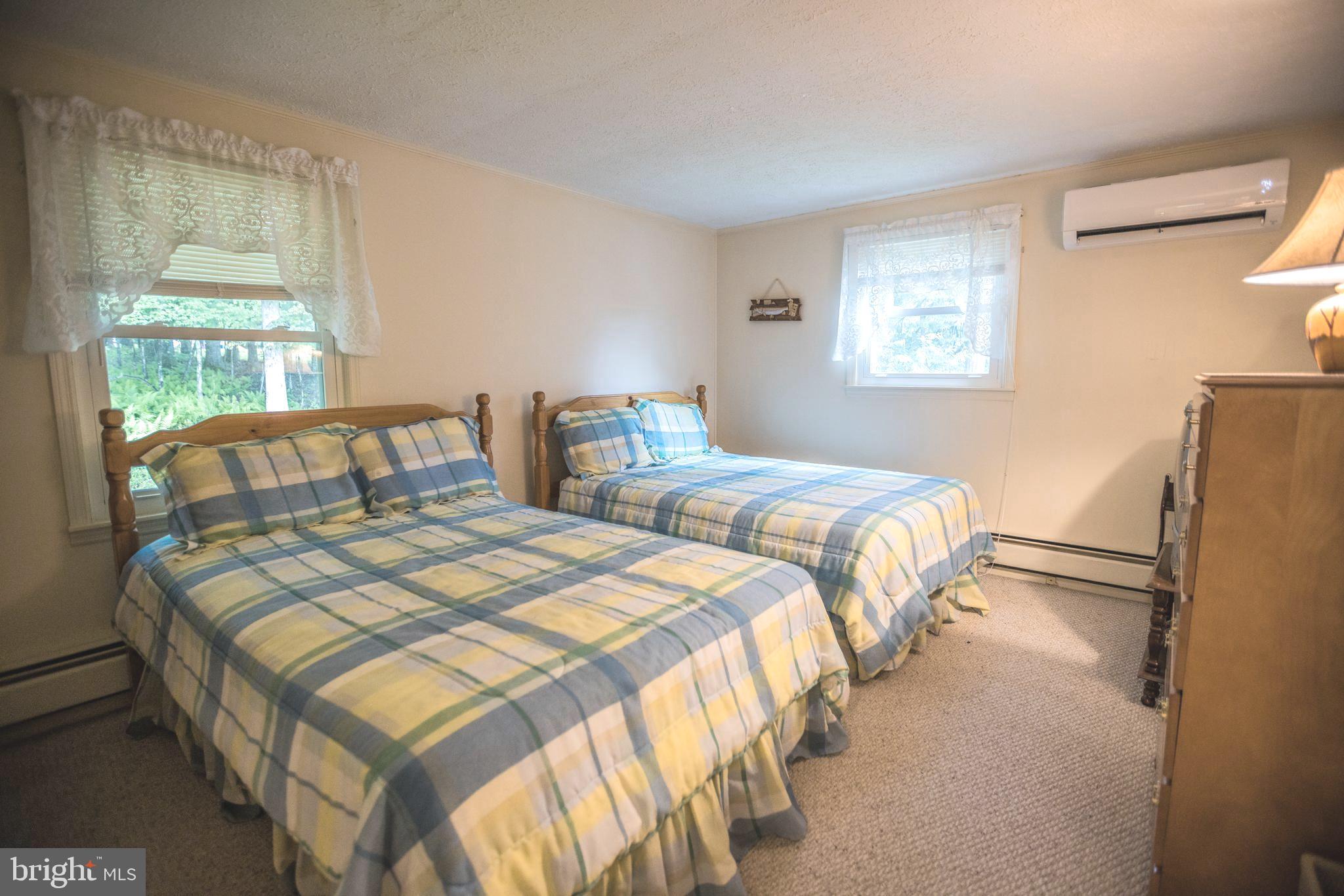 7216 Sang Run Road McHenry, MD 21541 - Photo 19 of 40 Bedroom #1, 2 queen beds . Split level A/C unit