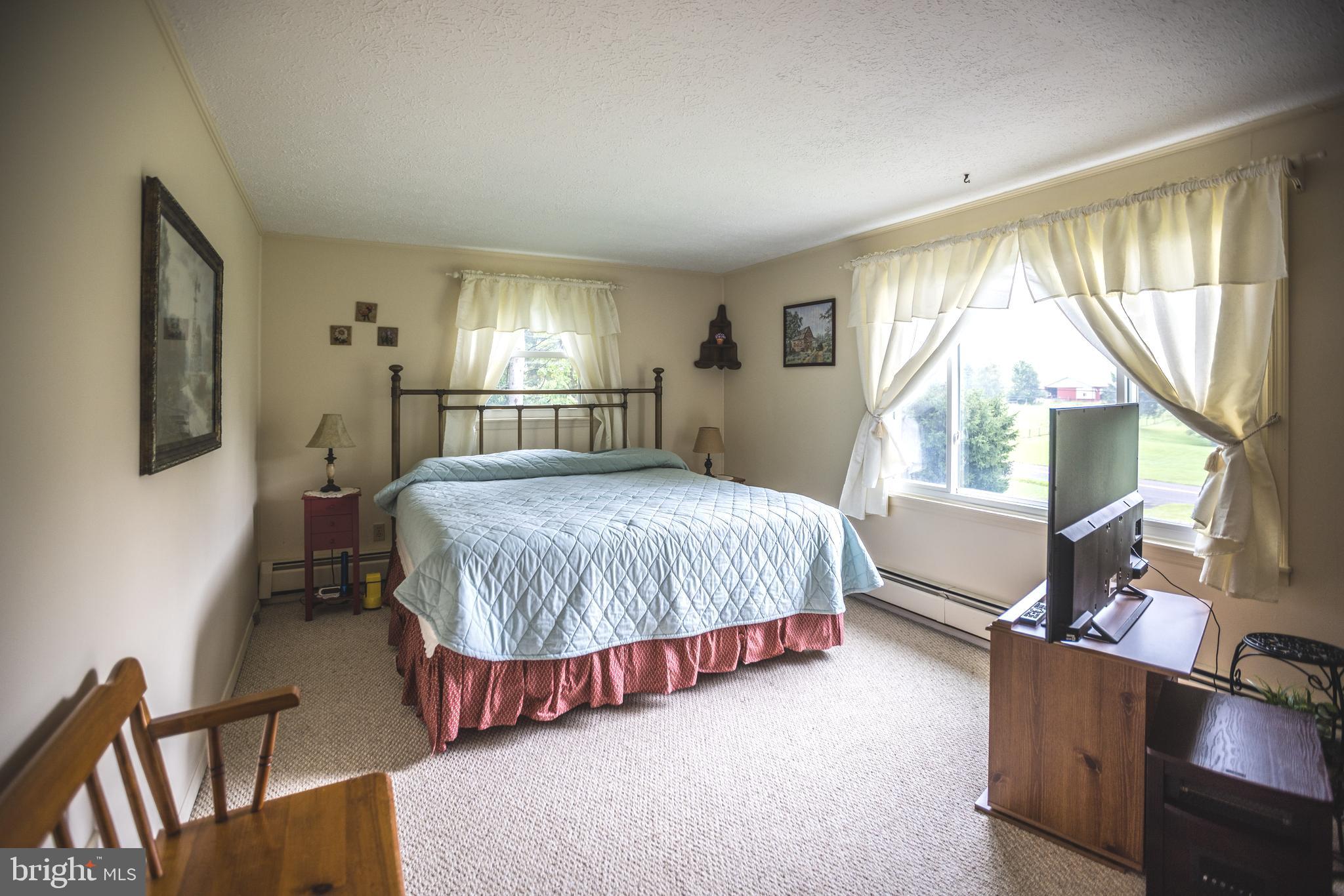 7216 Sang Run Road McHenry, MD 21541 - Photo 22 of 40 Lots of nature sunlight.