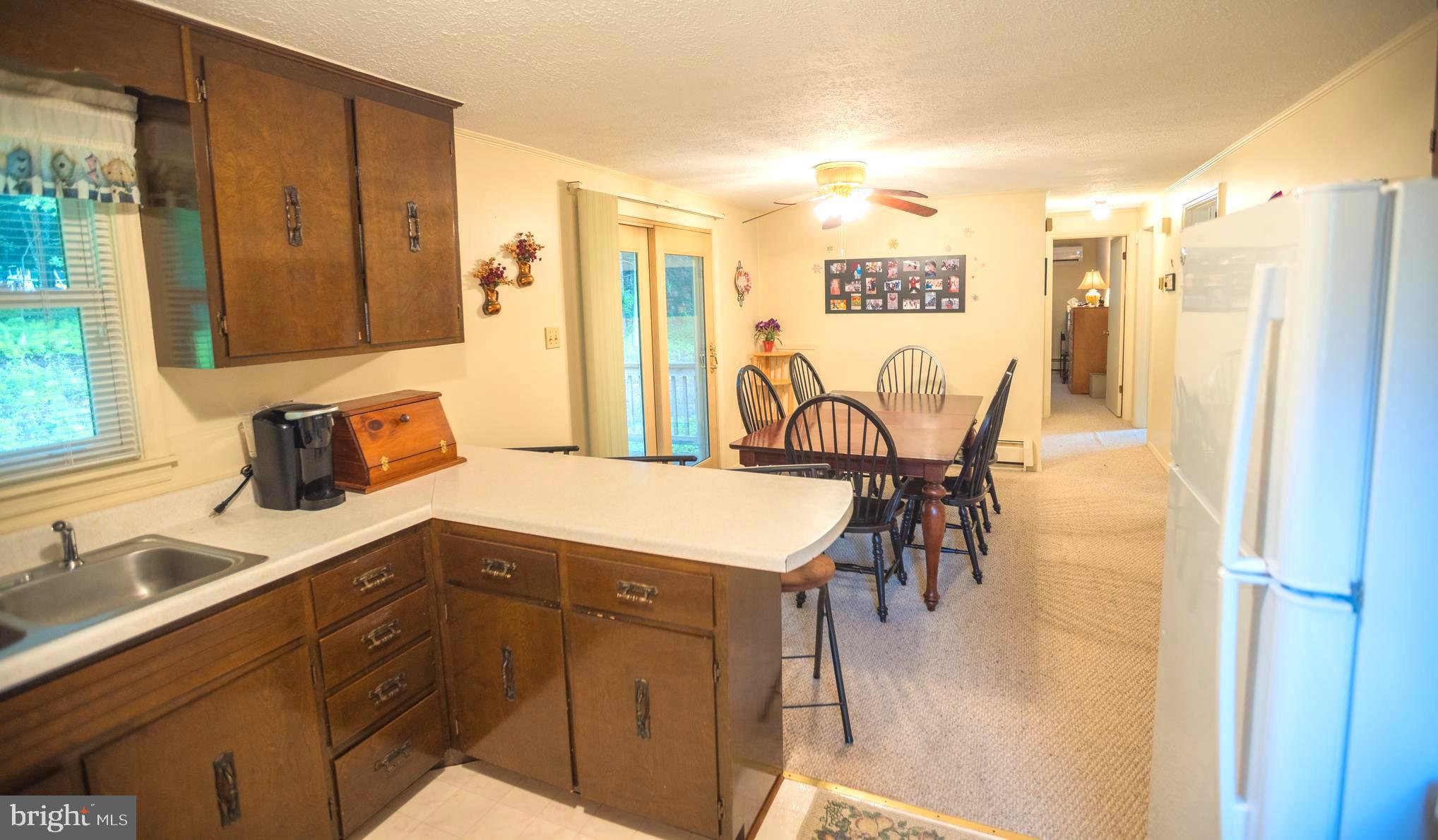 7216 Sang Run Road McHenry, MD 21541 - Photo 10 of 40 Kitchen/ dinning