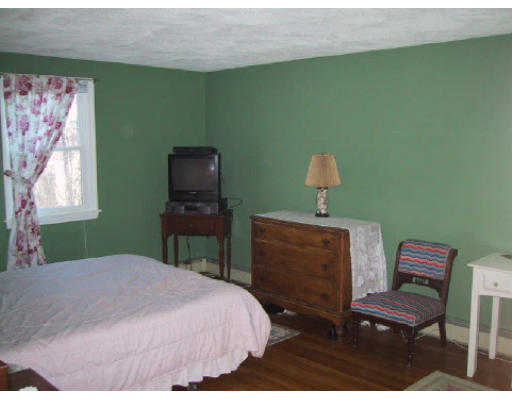 331 Florence Road Waltham, MA 02453 - Photo 5 of 7