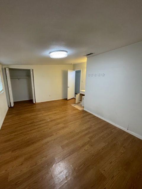 207 West 39th Street, Unit B Austin, TX 78751 - Photo 18 of 20 a view of an empty room and window