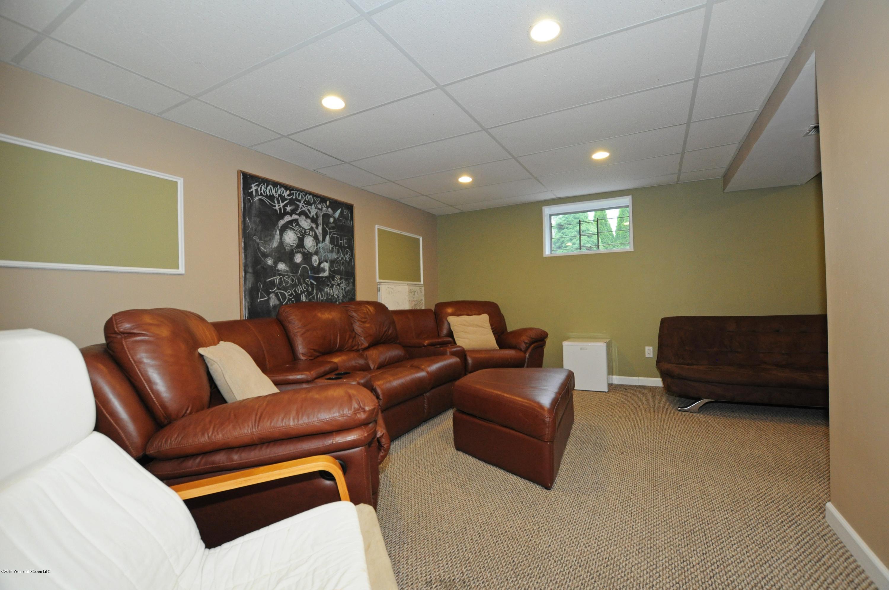 32 Chesapeake Road Manalapan, NJ 07726 - Photo 15 of 26 Basement