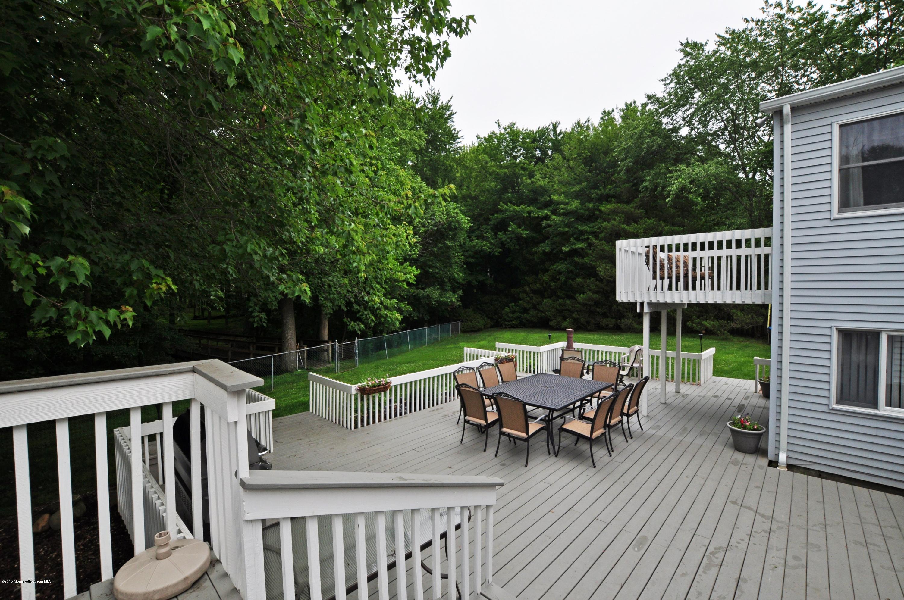 32 Chesapeake Road Manalapan, NJ 07726 - Photo 17 of 26 Deck
