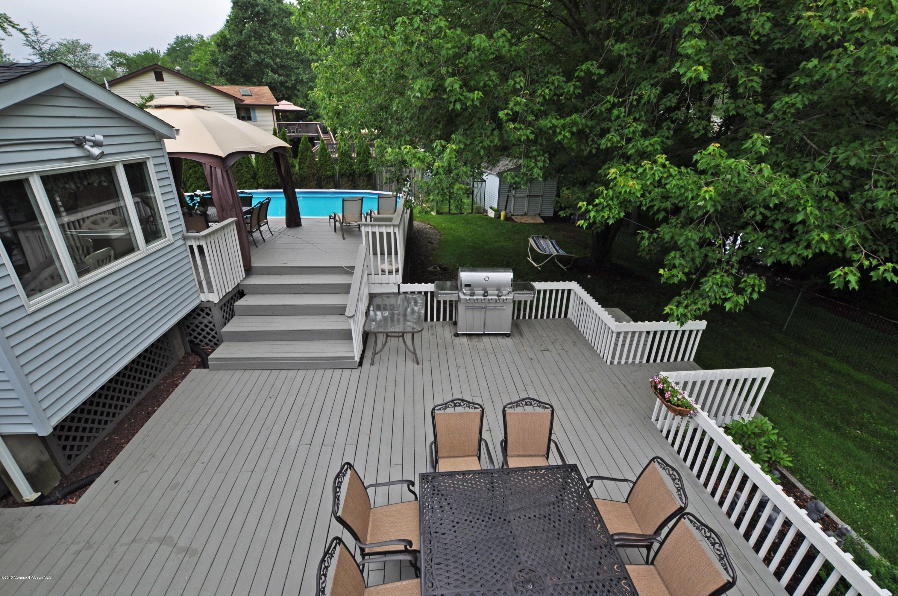 32 Chesapeake Road Manalapan, NJ 07726 - Photo 19 of 26 Aerial Back