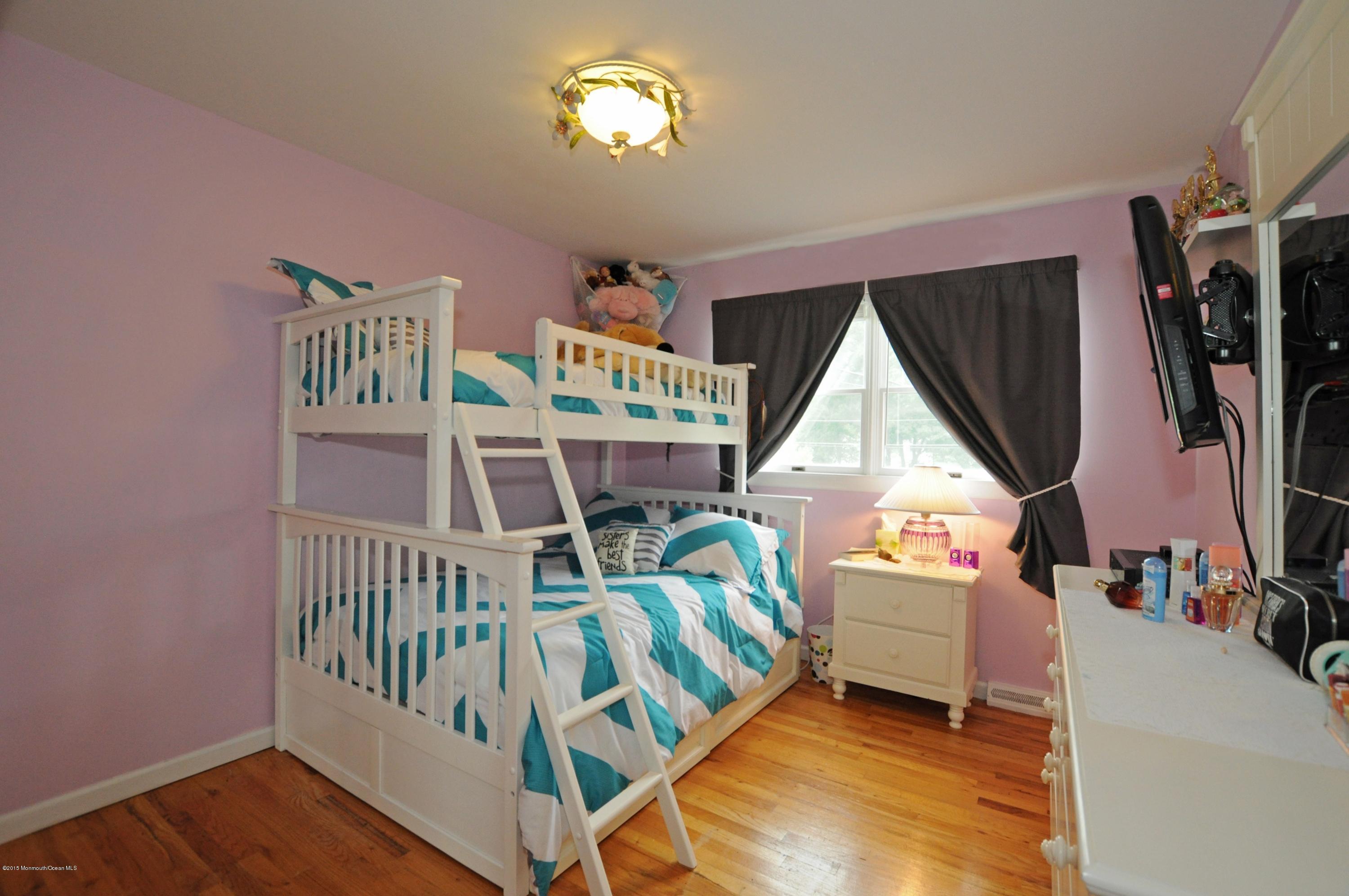 32 Chesapeake Road Manalapan, NJ 07726 - Photo 20 of 26 Bedroom 3