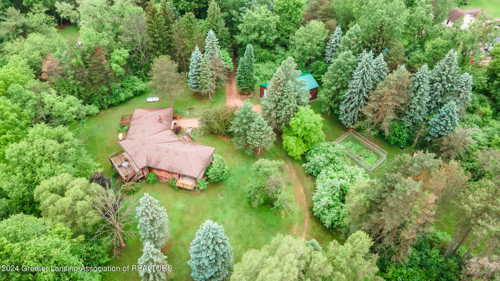 9040 Coleman Road Haslett, MI 48840 - Photo 43 of 52 9040COLEMAN43