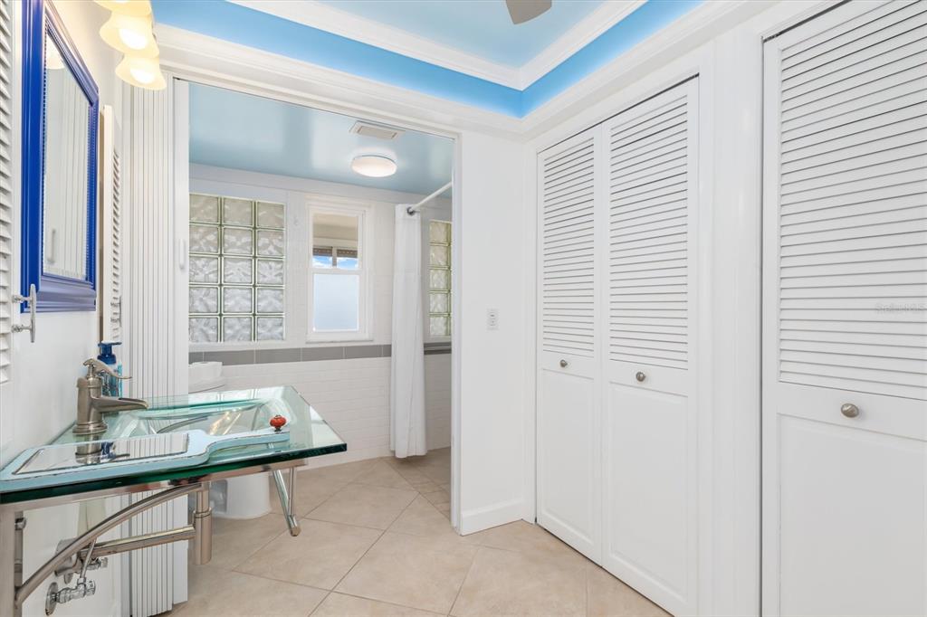 1 Colony Point Drive, Unit A8 Punta Gorda, FL 33950 - Photo 24 of 62 a room with a table and chairs