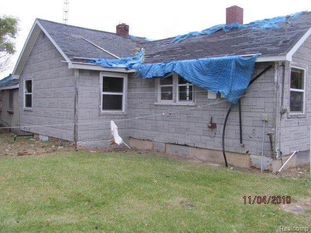751 North Decker Road Marlette, MI 48453 - Photo 5 of 5 3 Rear