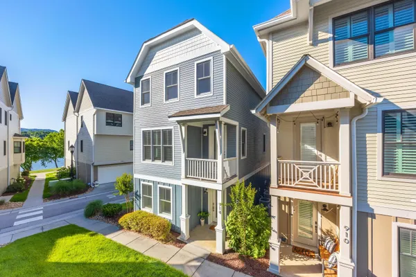 $690,000 | 914 Spinnaker Way, Chattanooga, TN 37402