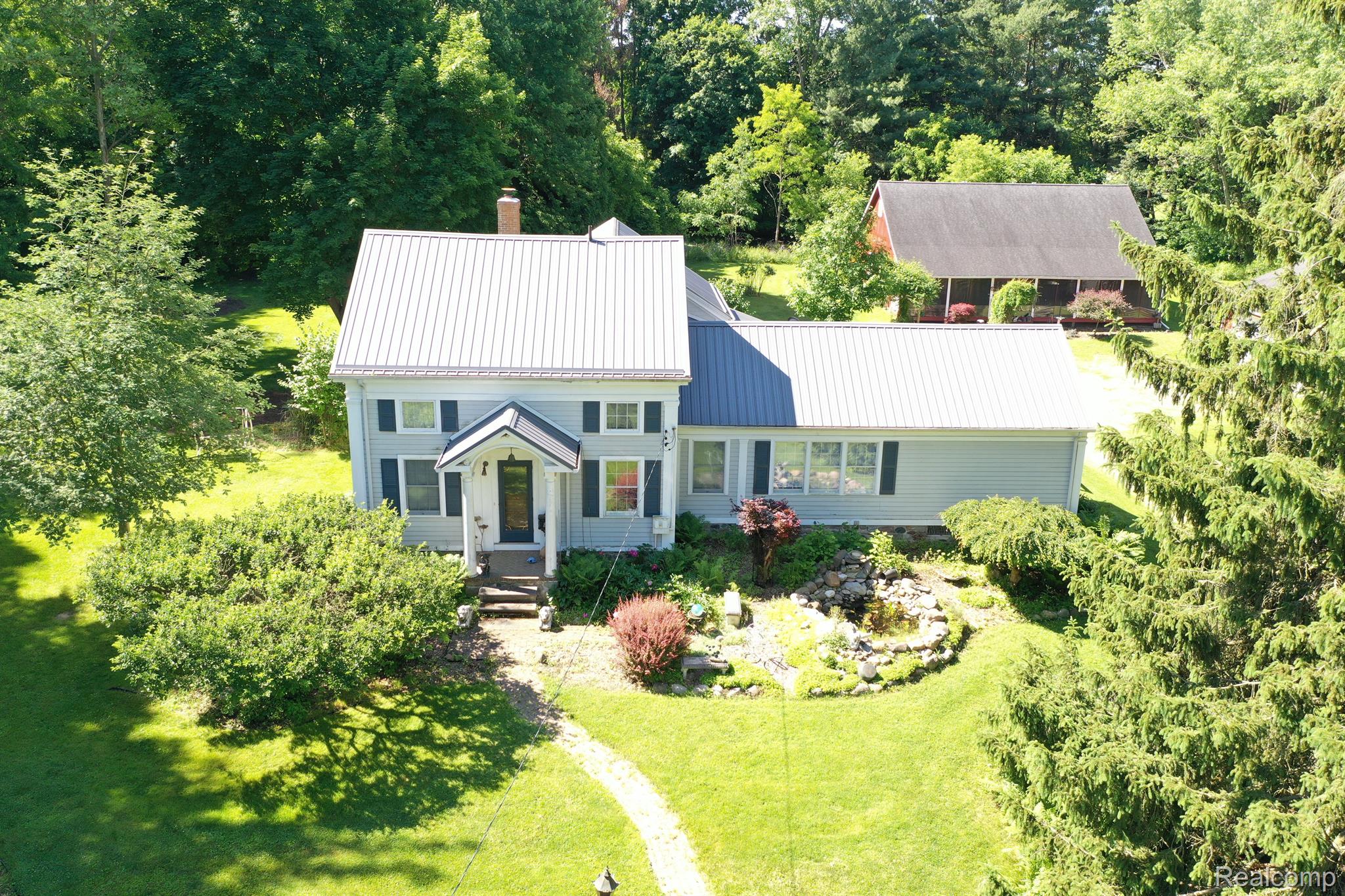 8540 Hough Road Almont, MI 48003 - Photo 1 of 82 Gallery Image 1