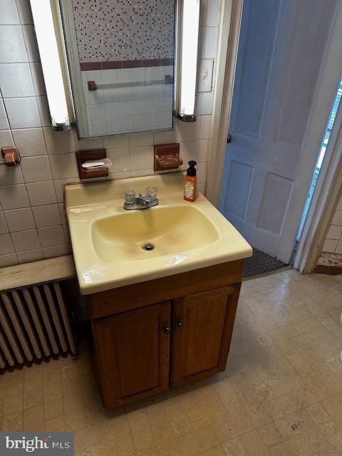 335 Chestnut Street Pottstown, PA 19464 - Photo 12 of 32 a bathroom with a sink and a mirror
