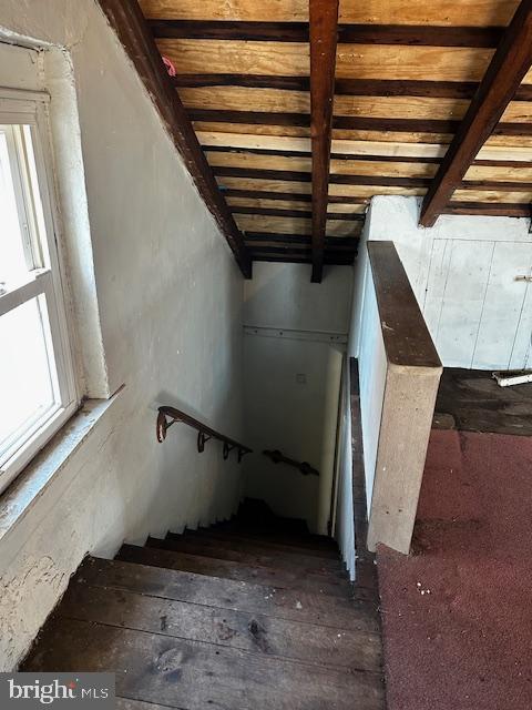 335 Chestnut Street Pottstown, PA 19464 - Photo 38 of 38 a view of an empty room with windows