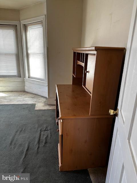 335 Chestnut Street Pottstown, PA 19464 - Photo 7 of 32 a view of front door