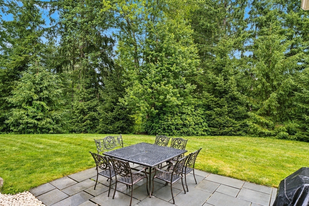 7 Davis Road Bedford, MA 01730 - Photo 33 of 37