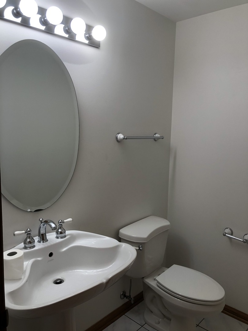 13352 West Heiden Circle Lake Bluff, IL 60044 - Photo 8 of 18