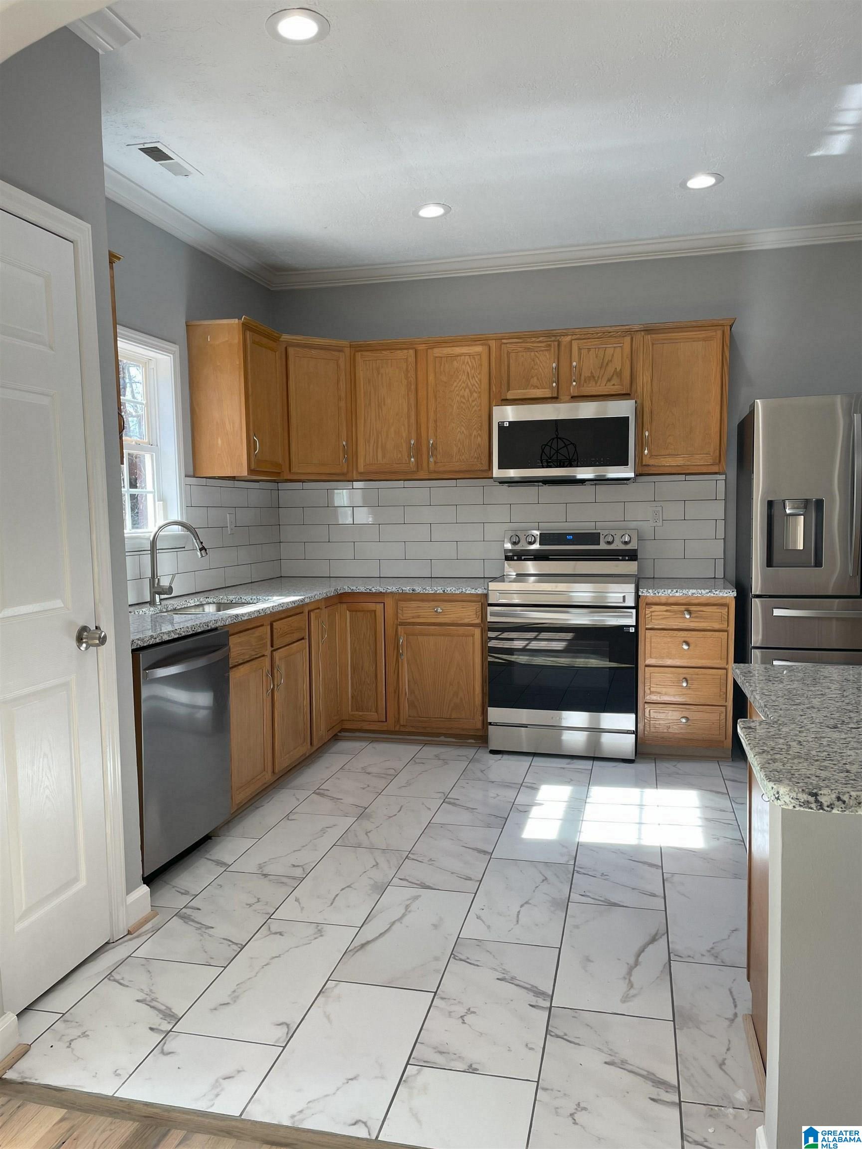 50 Shady Grove Road Talladega, AL 35160 - Photo 5 of 16