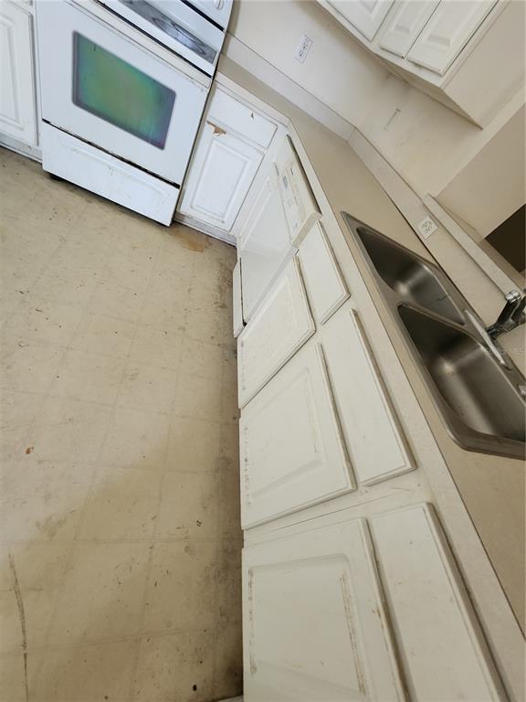 2102 Rottwell Court Brandon, FL 33510 - Photo 2 of 8