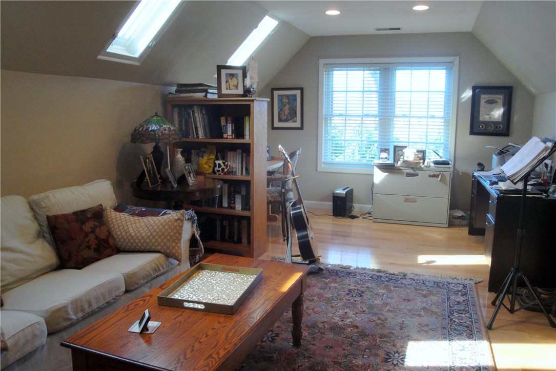 9 Dory Road Warwick, RI 02886 - Photo 28 of 37