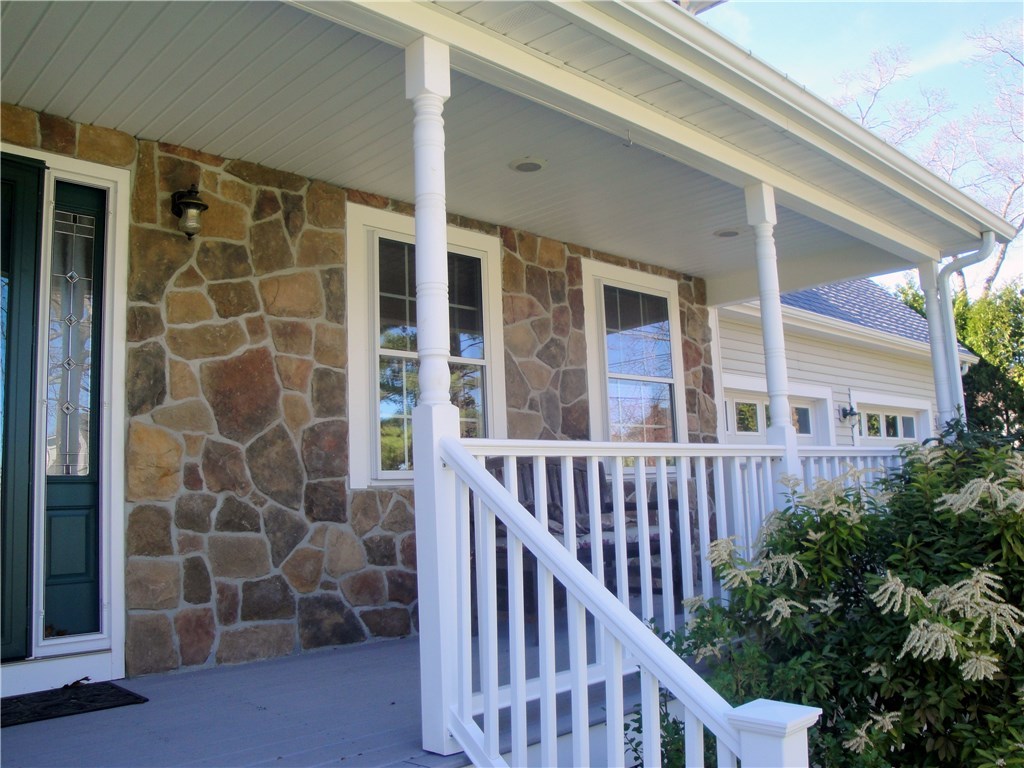 9 Dory Road Warwick, RI 02886 - Photo 3 of 37