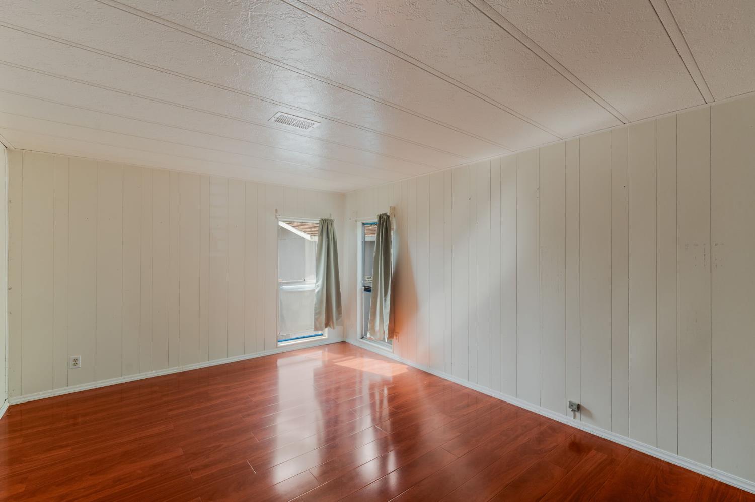 240 California Loop Sacramento, CA 95823 - Photo 20 of 42
