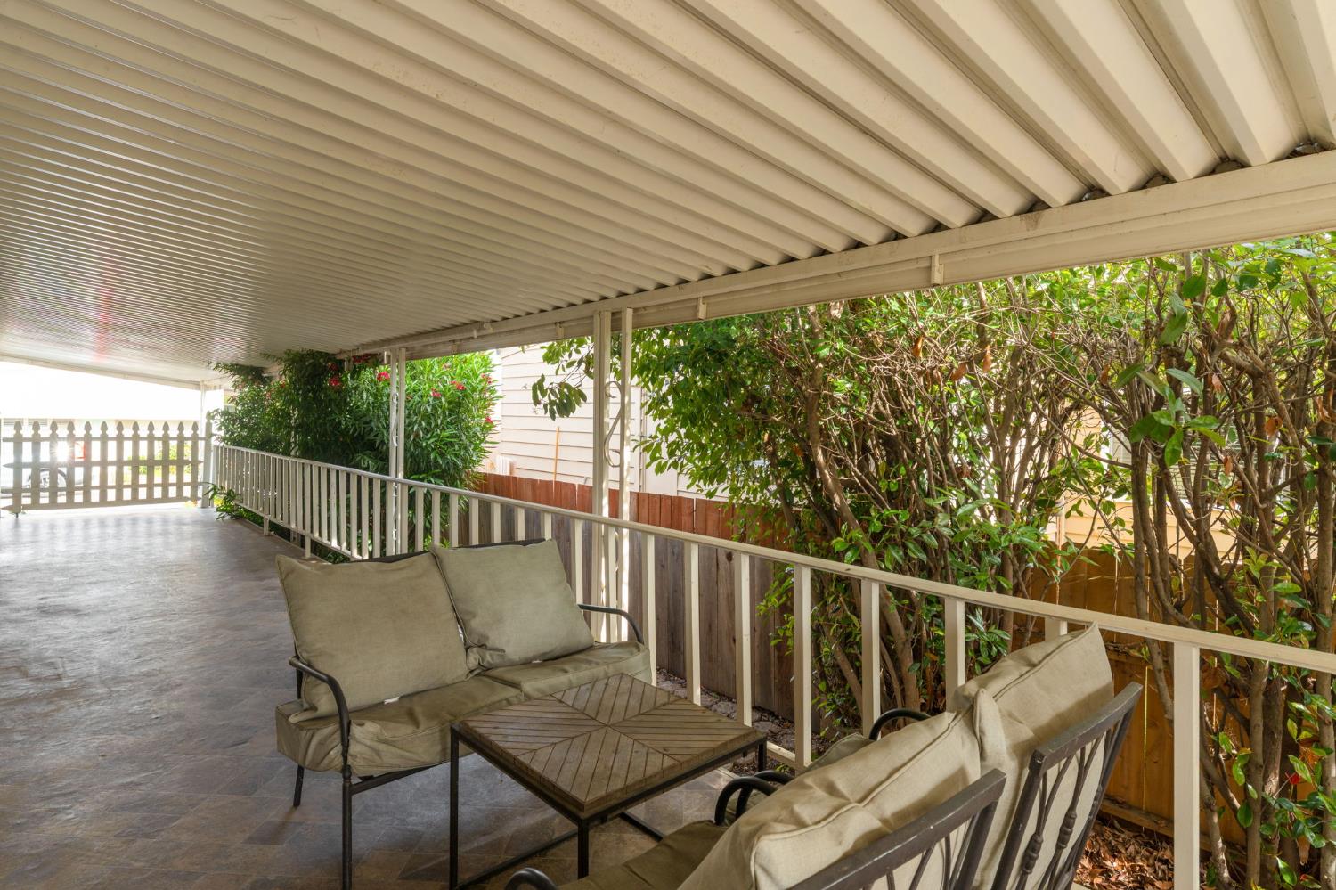240 California Loop Sacramento, CA 95823 - Photo 31 of 42
