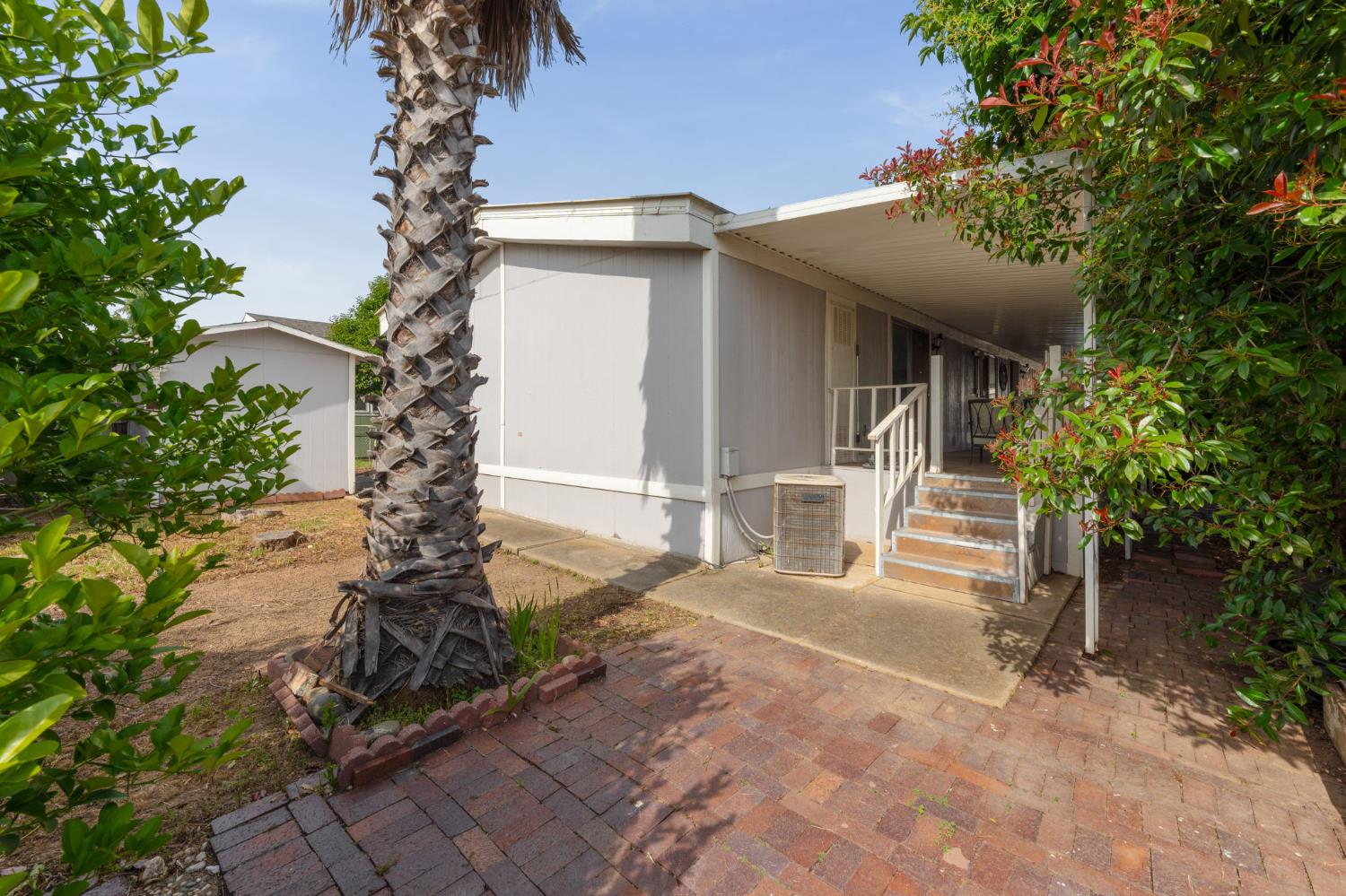 240 California Loop Sacramento, CA 95823 - Photo 35 of 42