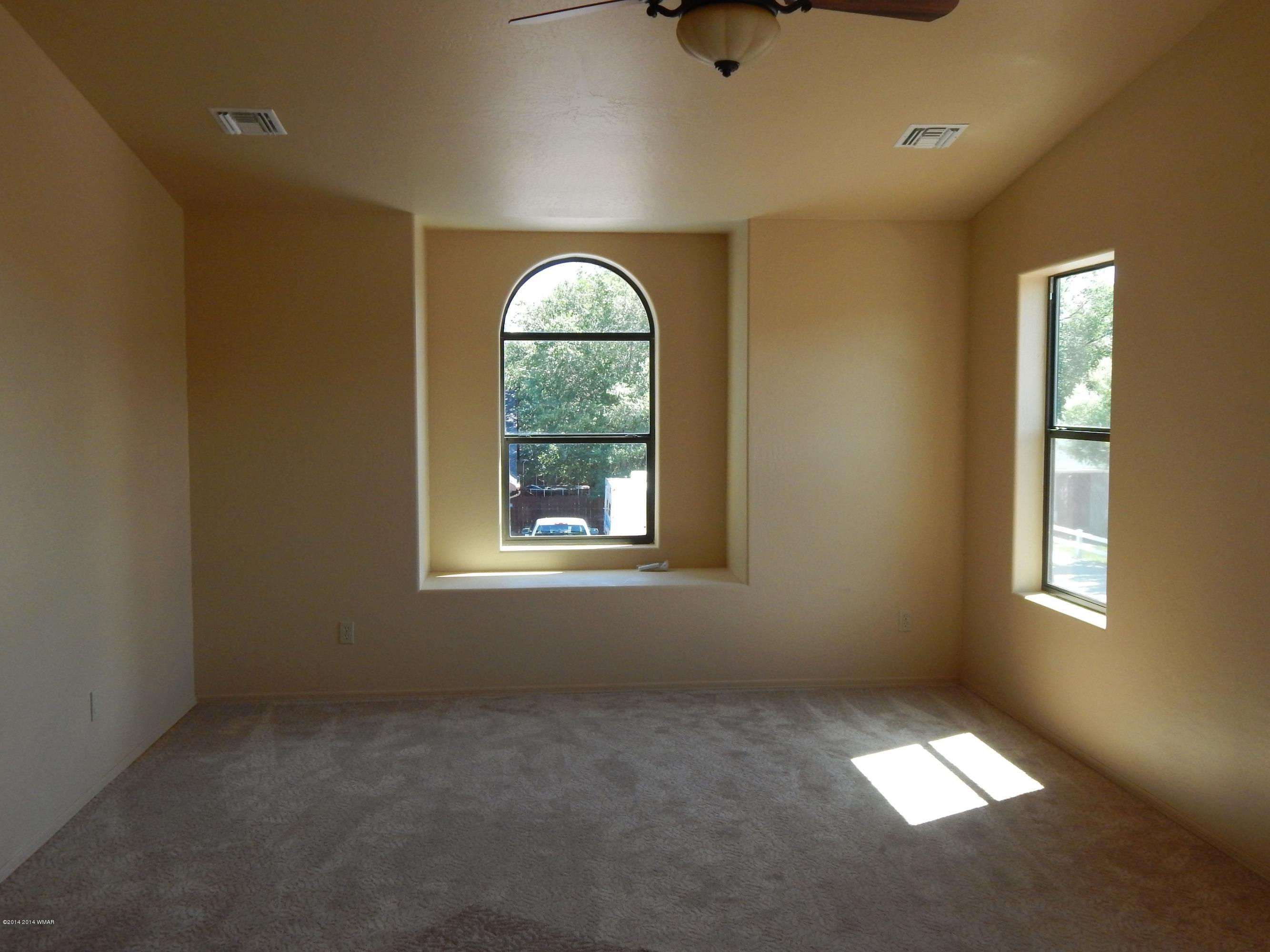 481 North Voigt Street Springerville, AZ 85938 - Photo 11 of 19