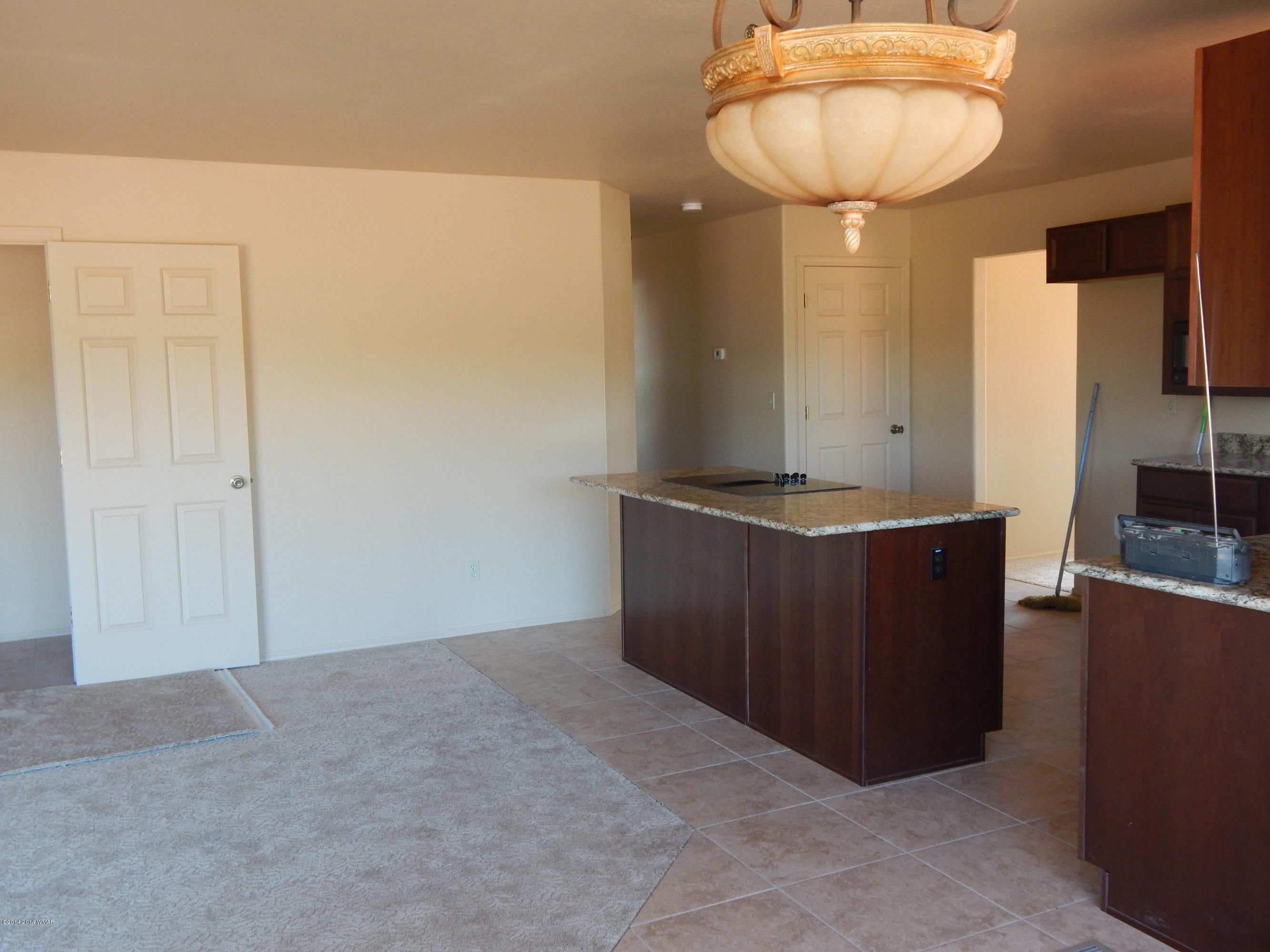 481 North Voigt Street Springerville, AZ 85938 - Photo 6 of 19