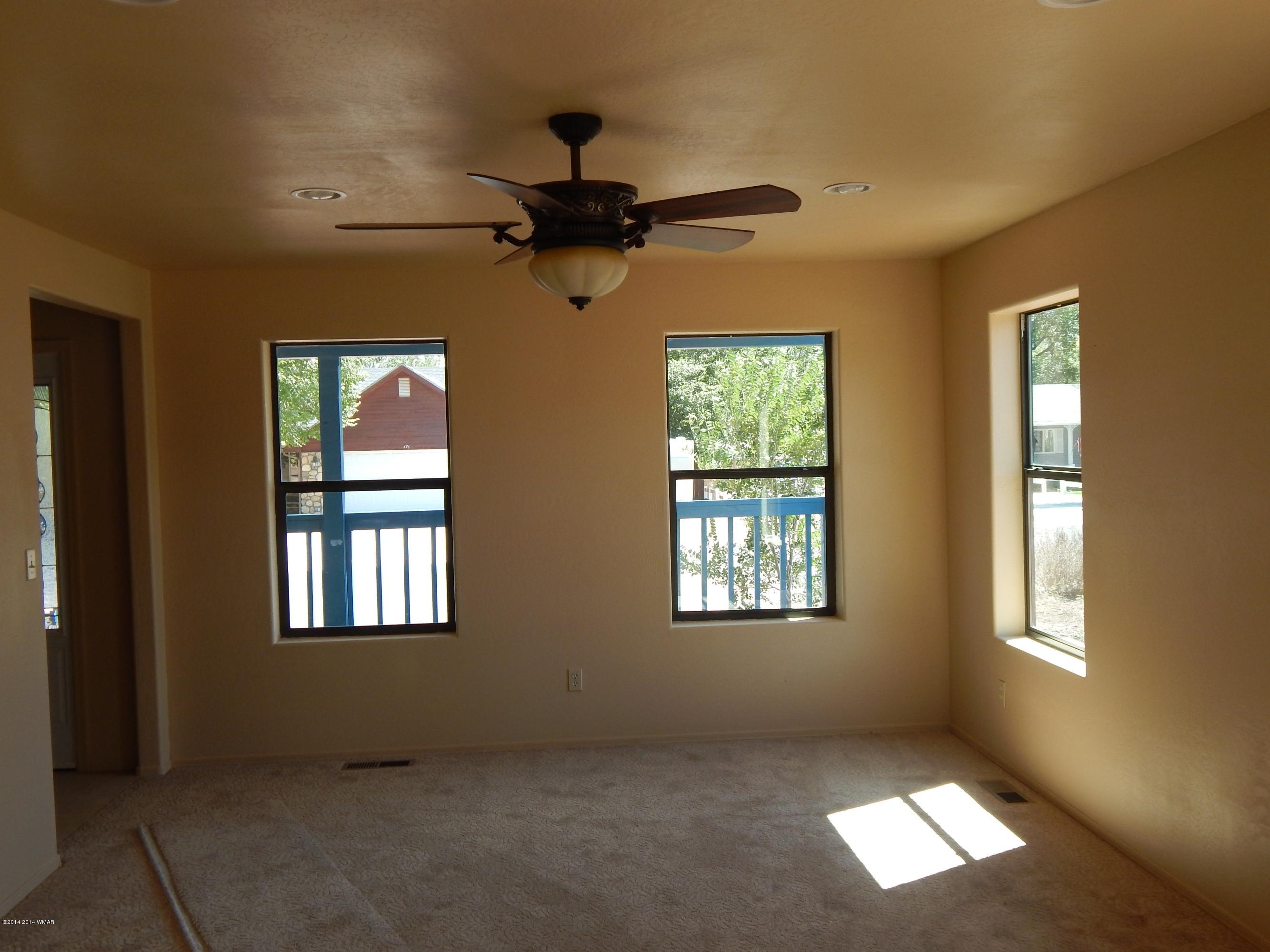 481 North Voigt Street Springerville, AZ 85938 - Photo 10 of 19