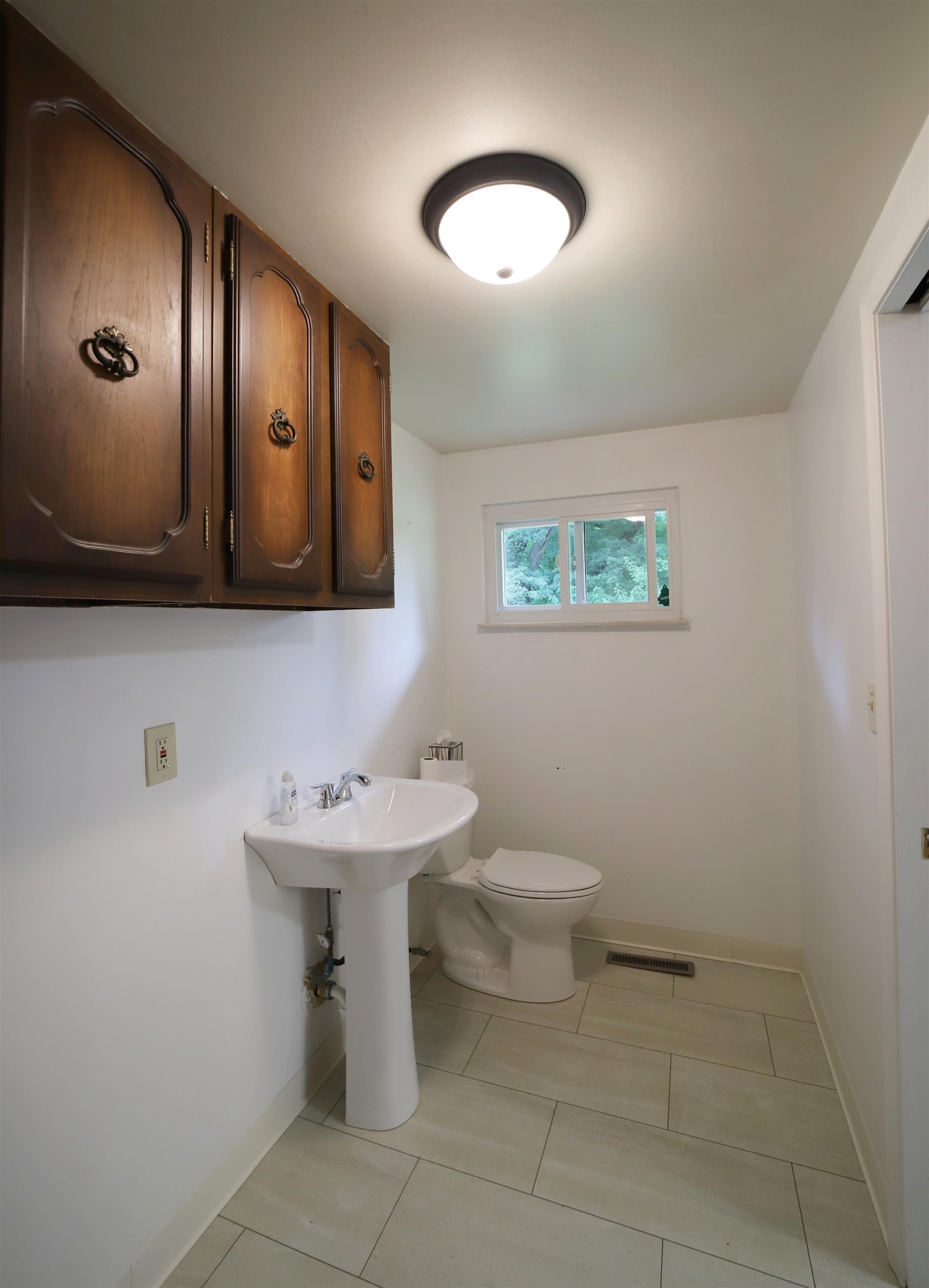 3192 Dillon Road Flushing, MI 48433 - Photo 12 of 28 50115092-11.JPG