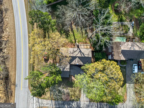 a view of an outdoor space and a yard